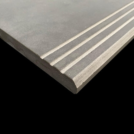 Forma Graphite Bullnose Steps