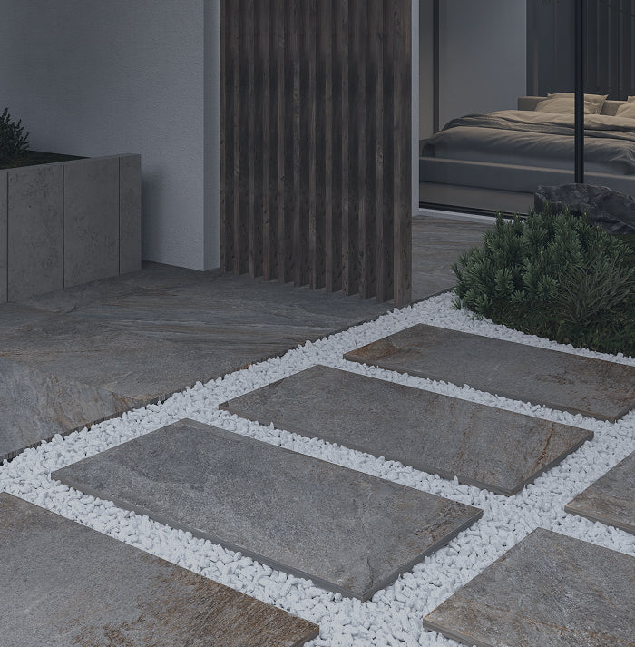 <h2>Discover our Outdoor Collection</h2>