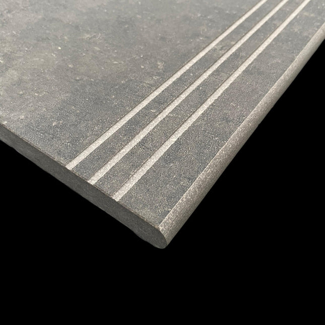 Beton Black Bullnose Edge Steps